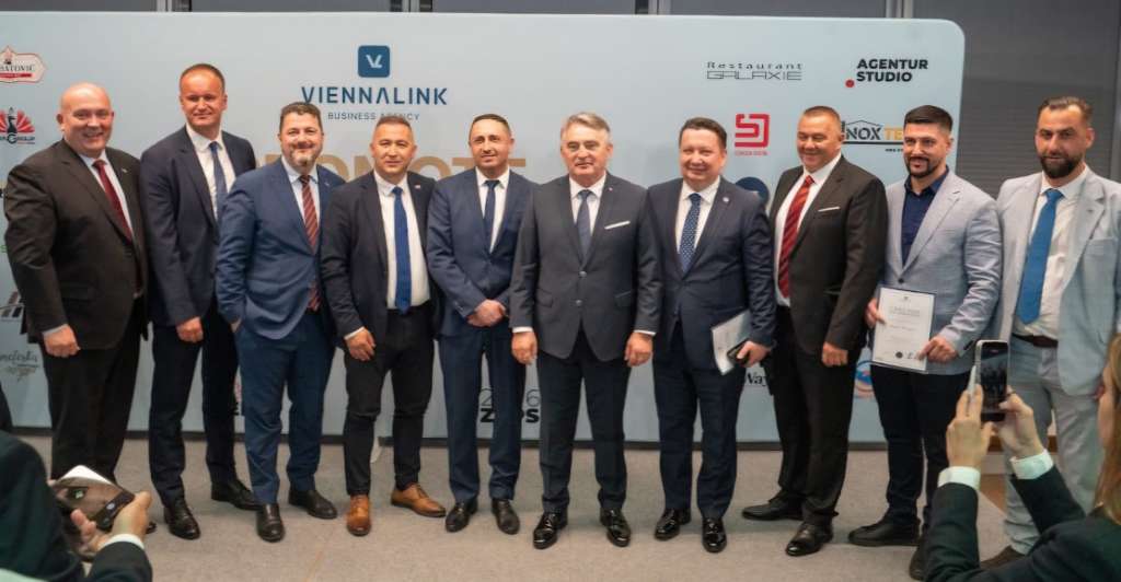 Komšić posjetio bh. dijasporu u Austriji: "Vi ste most koji povezuje"